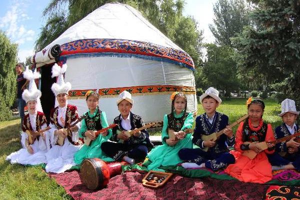 吉尔吉斯文化的包容性