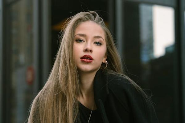 如何筛选卵妹