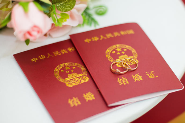 机构签约和材料准备同步进行
